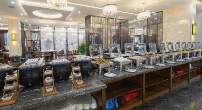 Echarm Hotel(Xiaogan Hanchuan Renmin Avenue Branch) 33/42