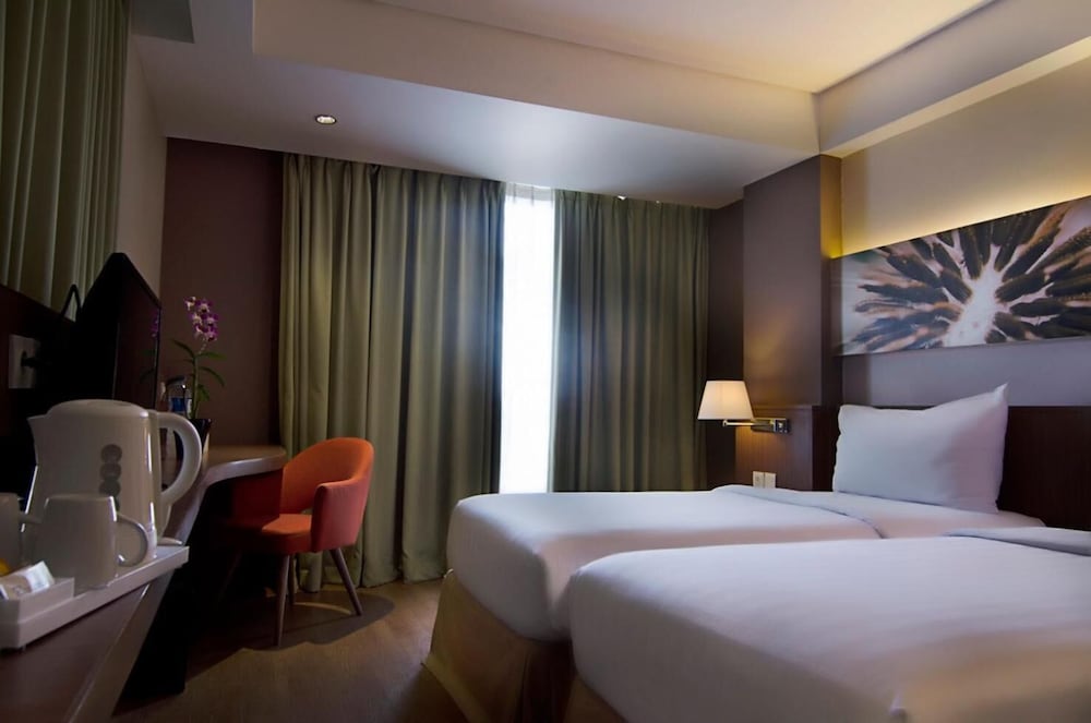 SOLL MARINA HOTEL SERPONG 24/64