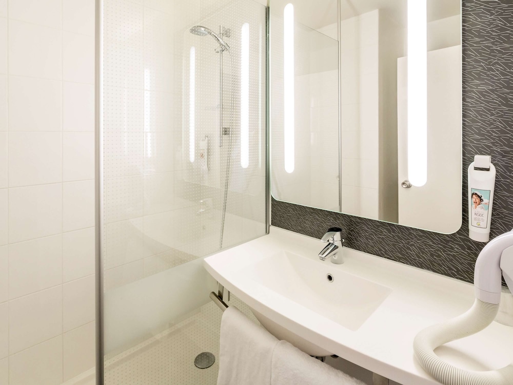 Ibis Beziers Est Mediterranee 25/73