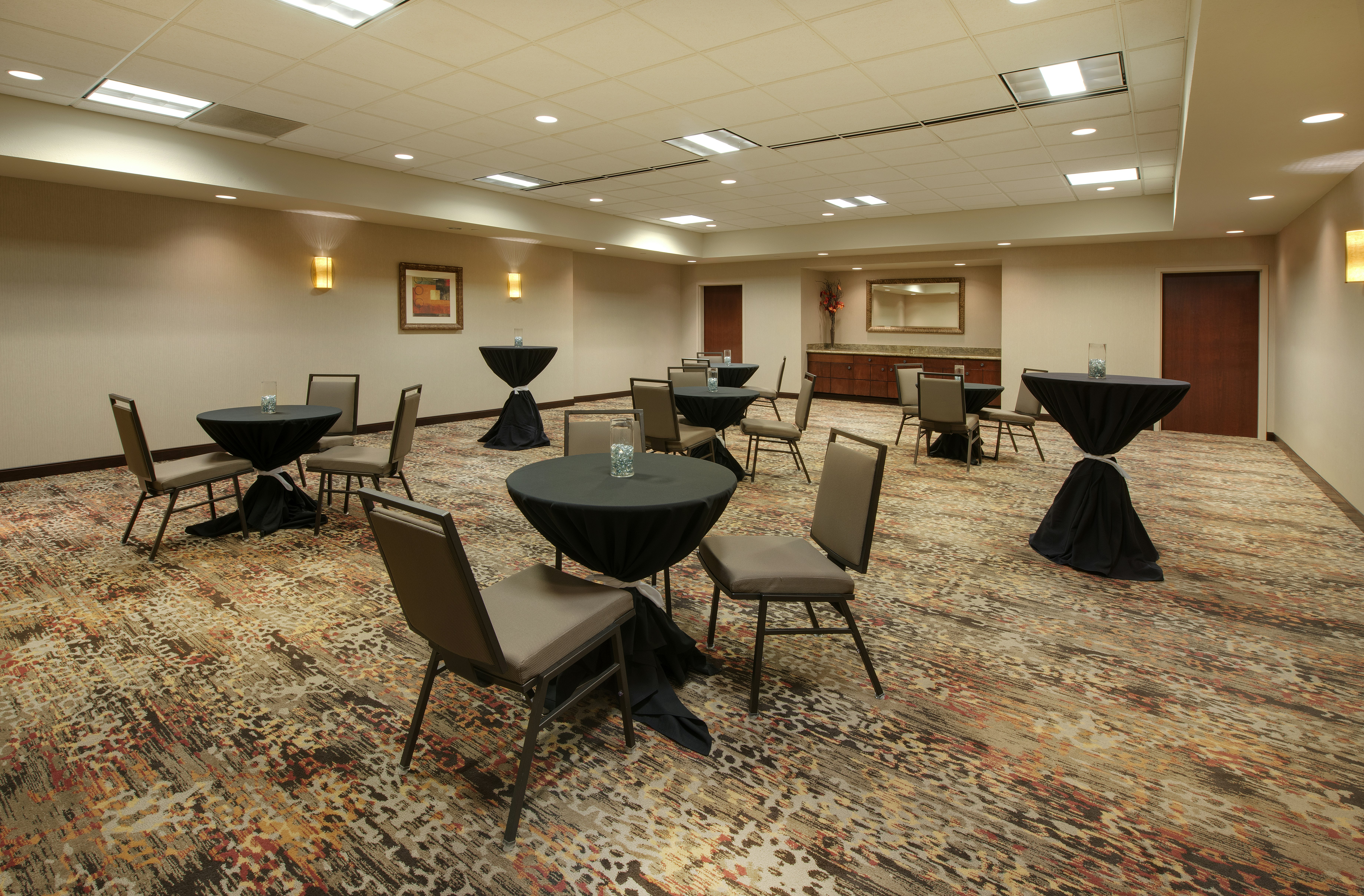 Embassy Suites by Hilton Huntsville 66/76