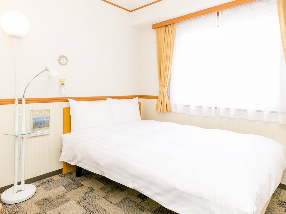 Toyoko Inn Toyama eki Sinkansen guchi No.1 30/67