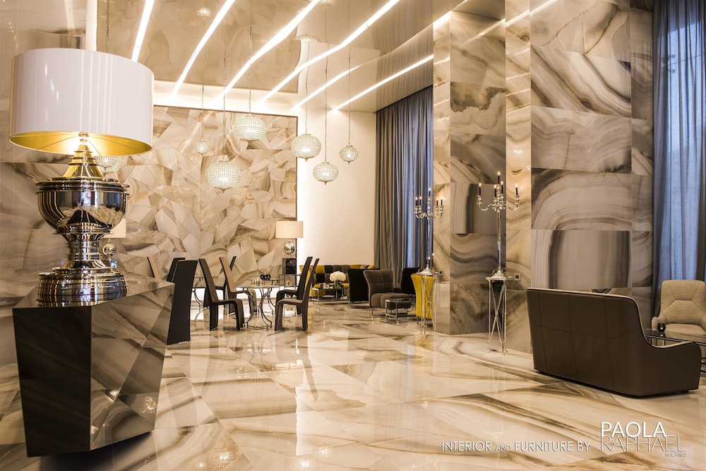 Royal Tulip Achrafieh 57/69