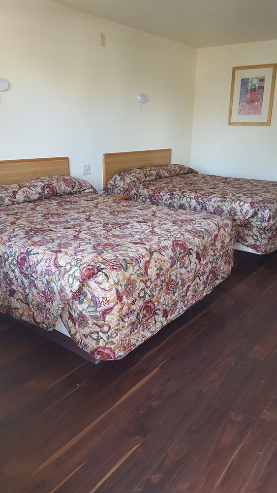 Best Economy Inn n Suites 35/67