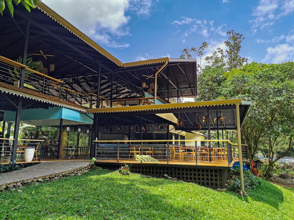 Pacuare Lodge 4/65