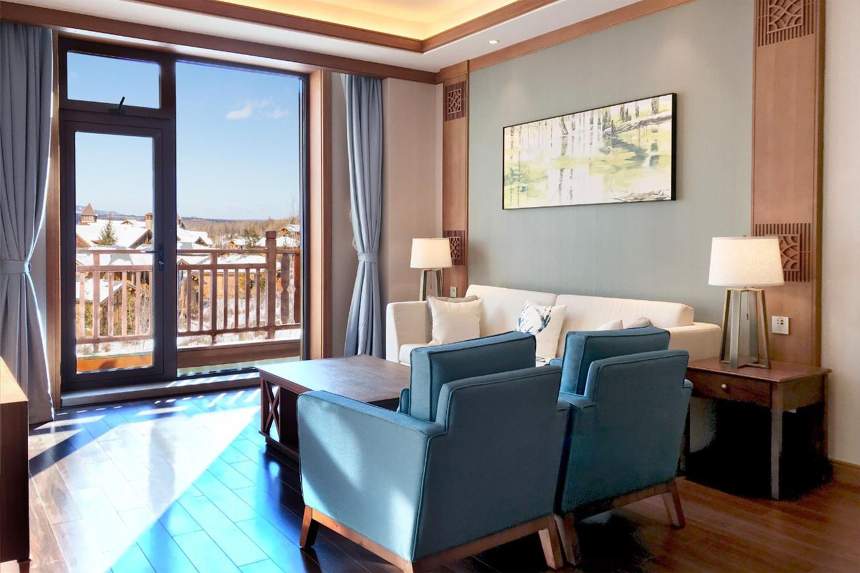 Swiss, Family Suite, Premier, Twin Beds, King Bed, King and Twin Beds, Mountain View، Swissotel Resort Changbaishan 4/6