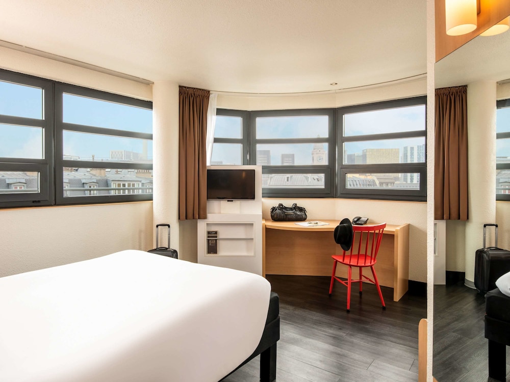 ibis Paris Gare de Lyon Diderot 12th 15/72