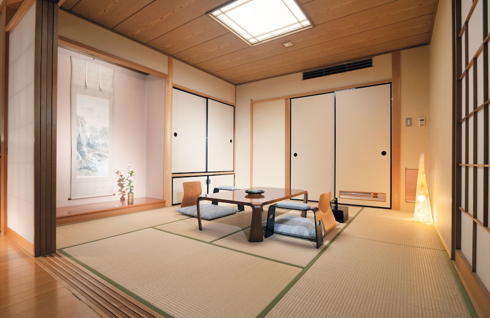 Hotel Shiojitei 35/50