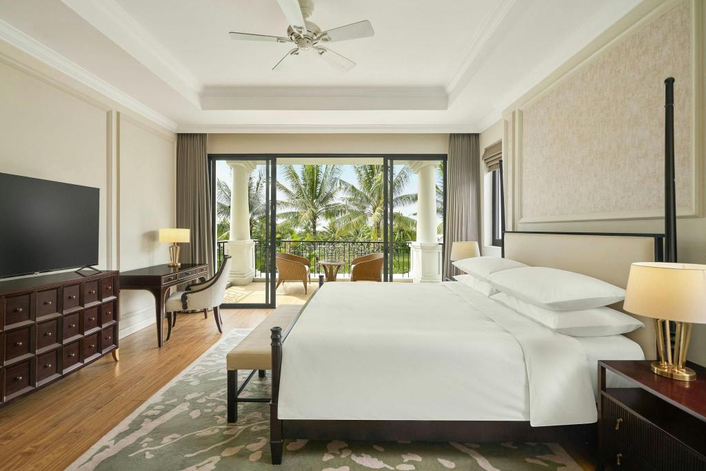 2 Bedrooms, Pool, Villa, 2 King Beds, Garden View