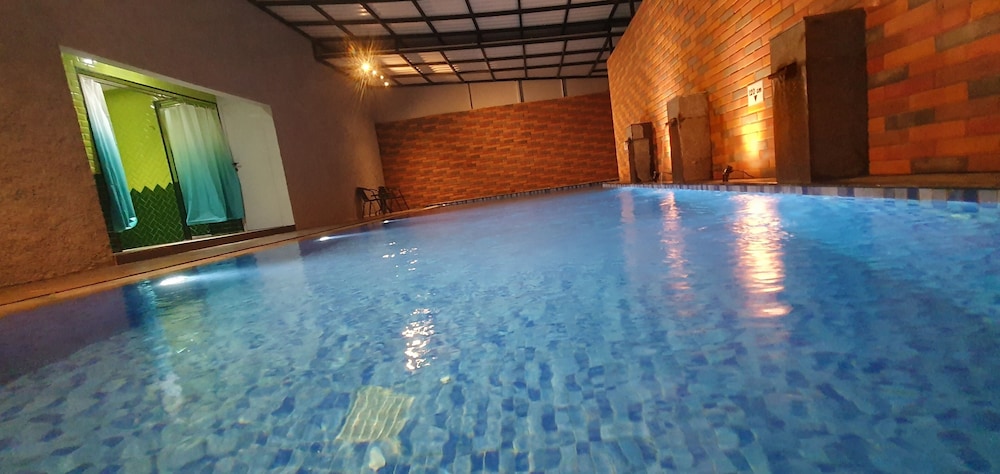 Hotel Alia Boutique Pasar Baru 27/50