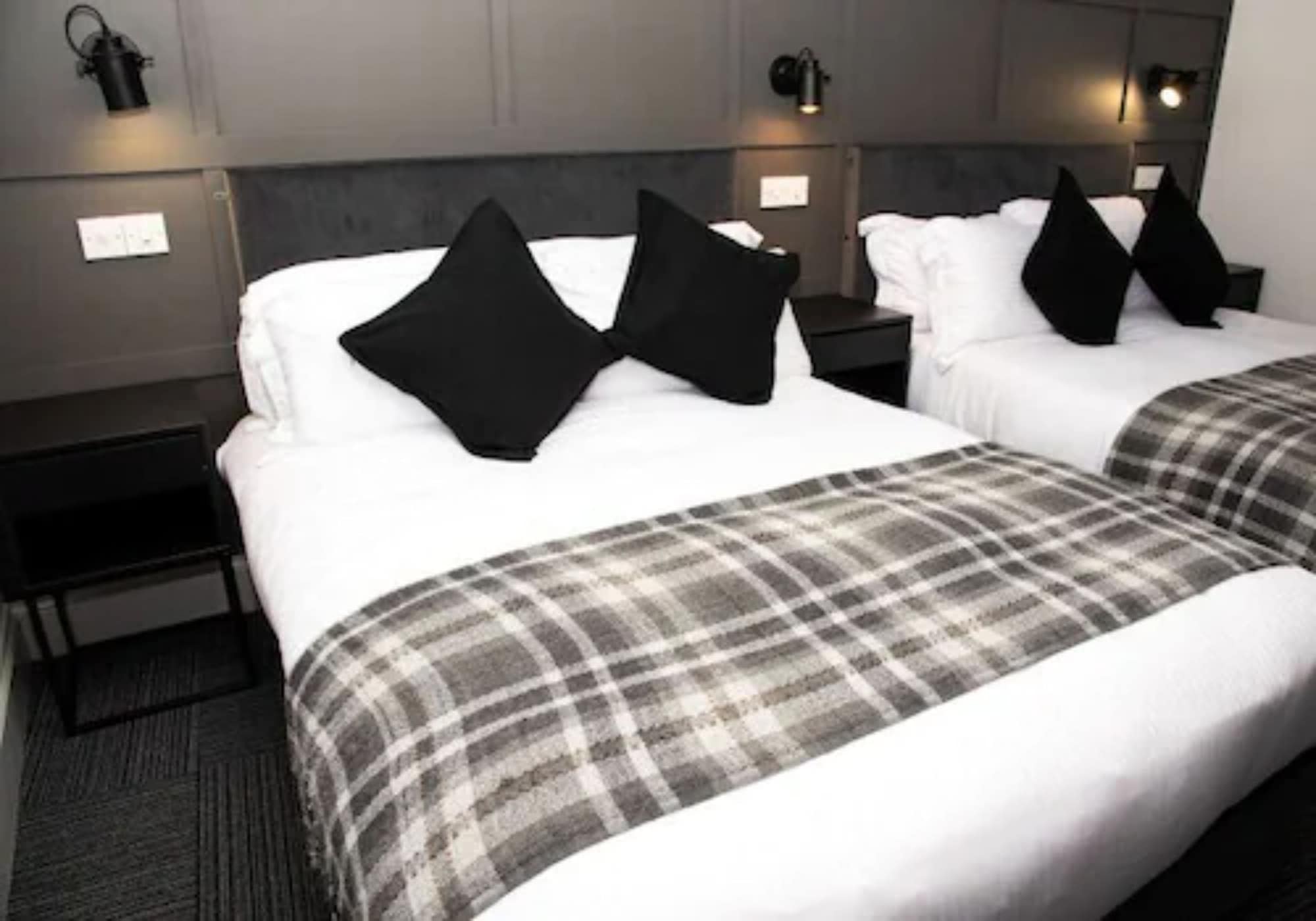 STANDARD, TWIN BEDS