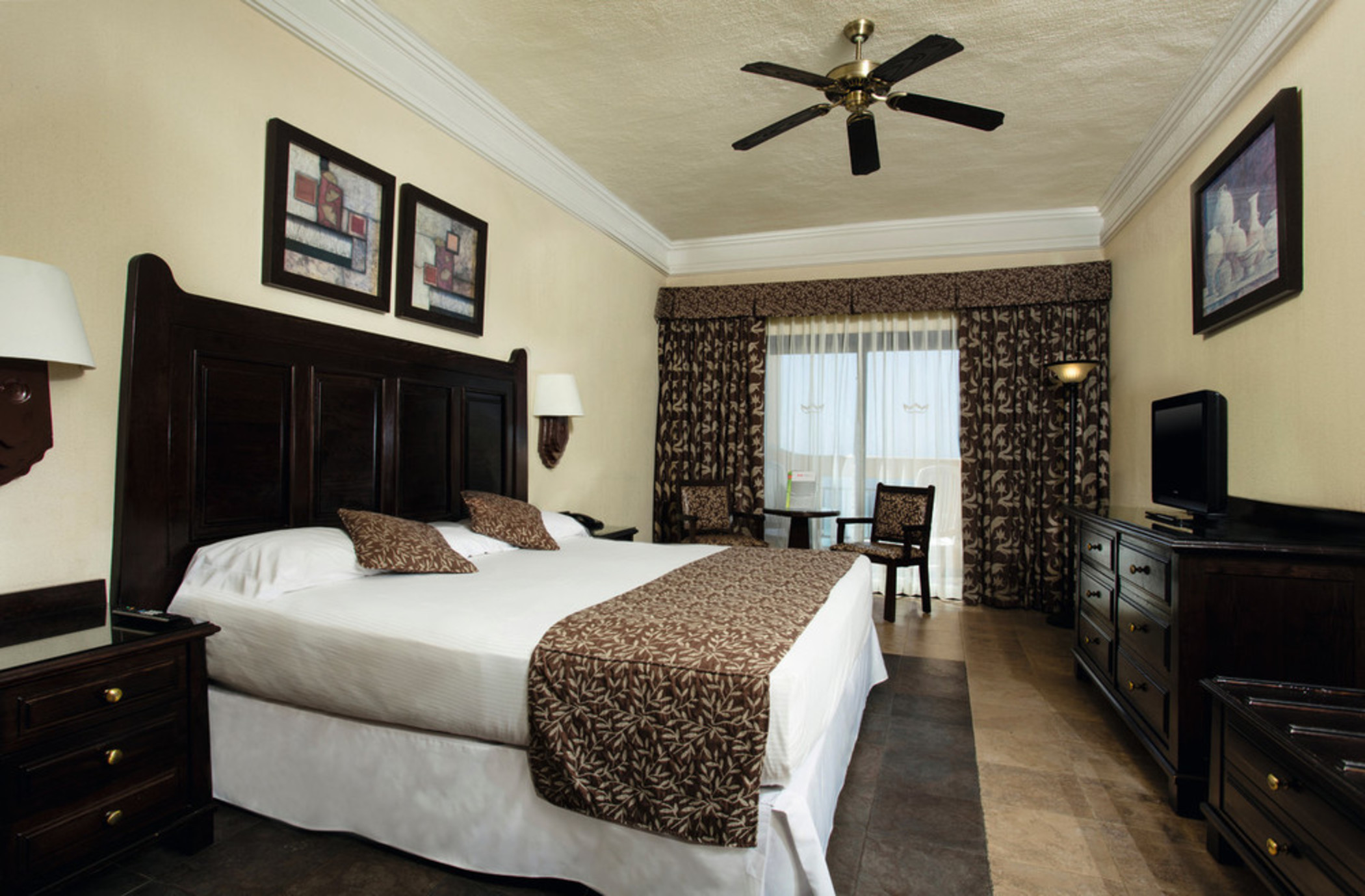 Room, Double Bed, Lateral Side Sea View