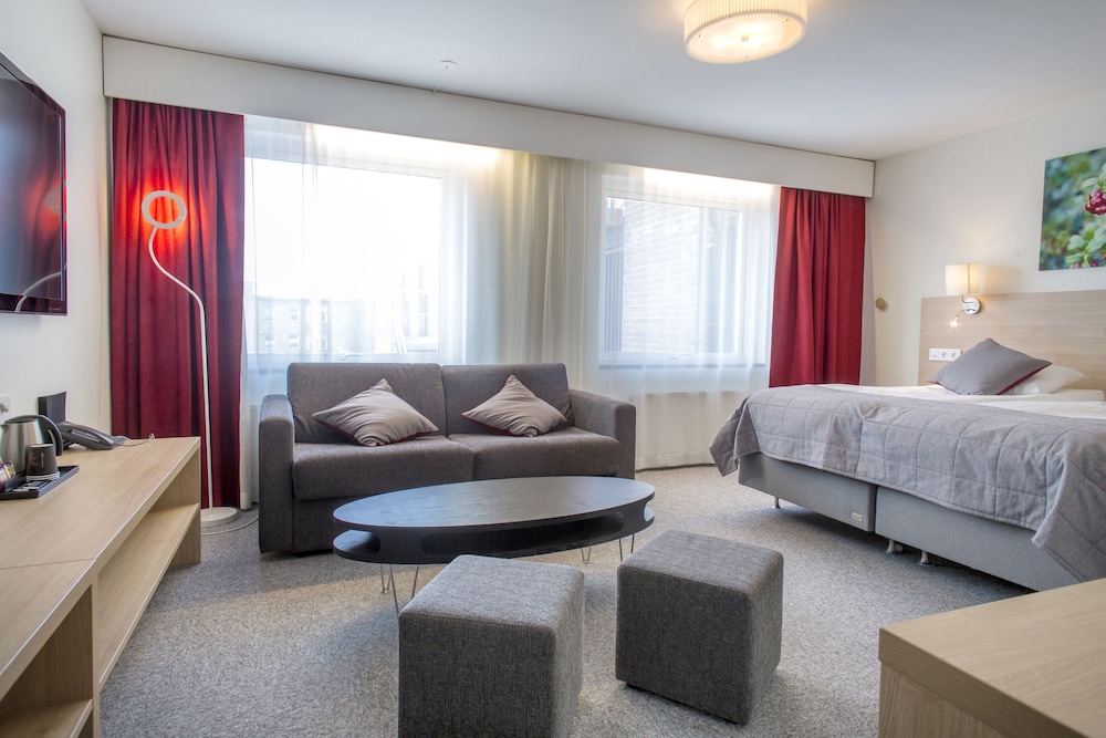 First Hotel Dragonen 55/72
