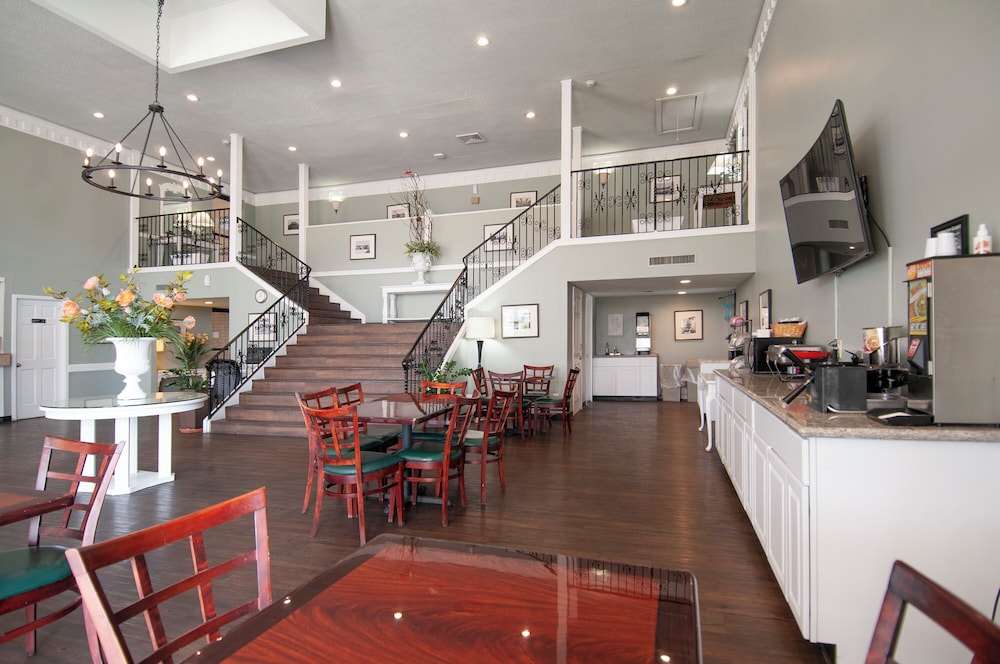 Best Price Motel & Suites 43/56