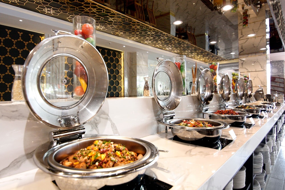 HERMES PALACE HOTEL 23/56