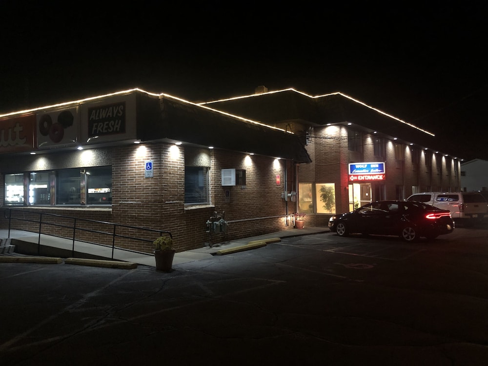 Wolf Inn Hotel 6/50