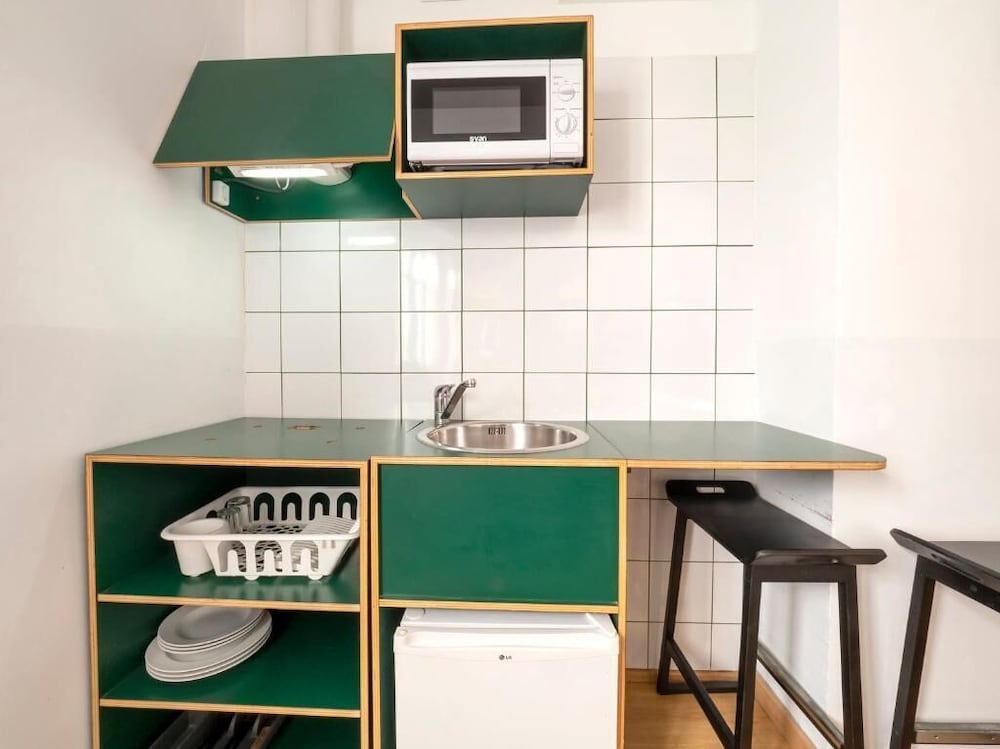 Hostal Athenas 33/42