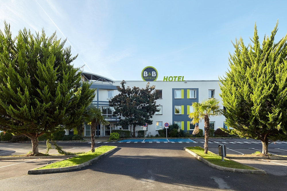 B&B HOTEL Evry Lisses 3 etoiles 36/43