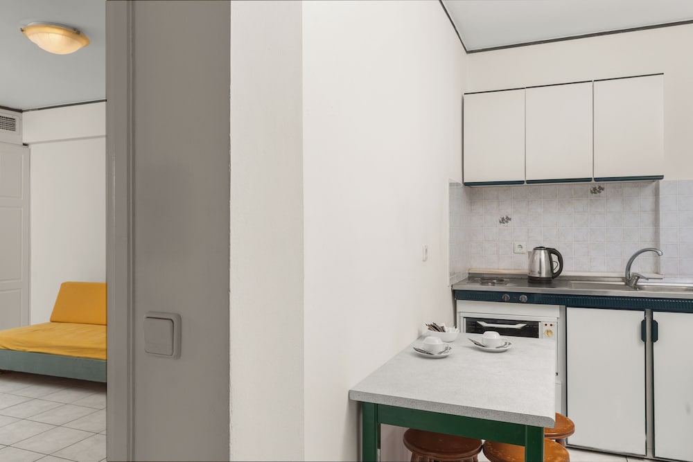 Porto Iliessa by GHH 43/43