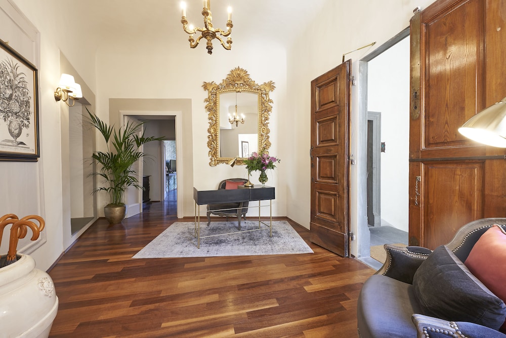 Peruzzi Urban Residences 38/50