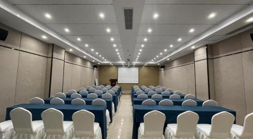 City Comfort Inn Yuzhou Dayuxiang 46/48