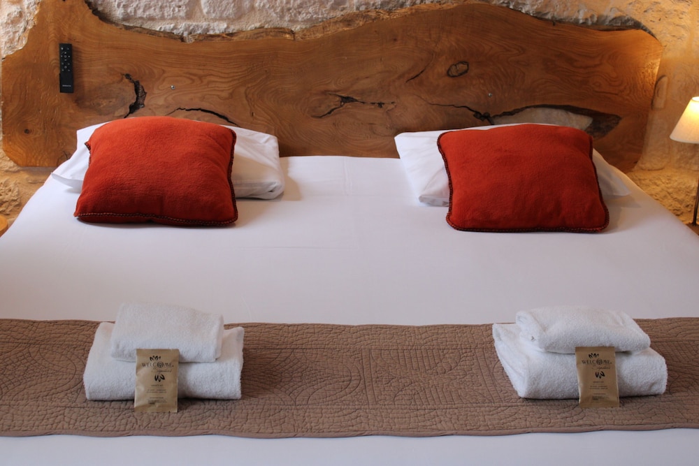 Hotel des Grottes 17/45