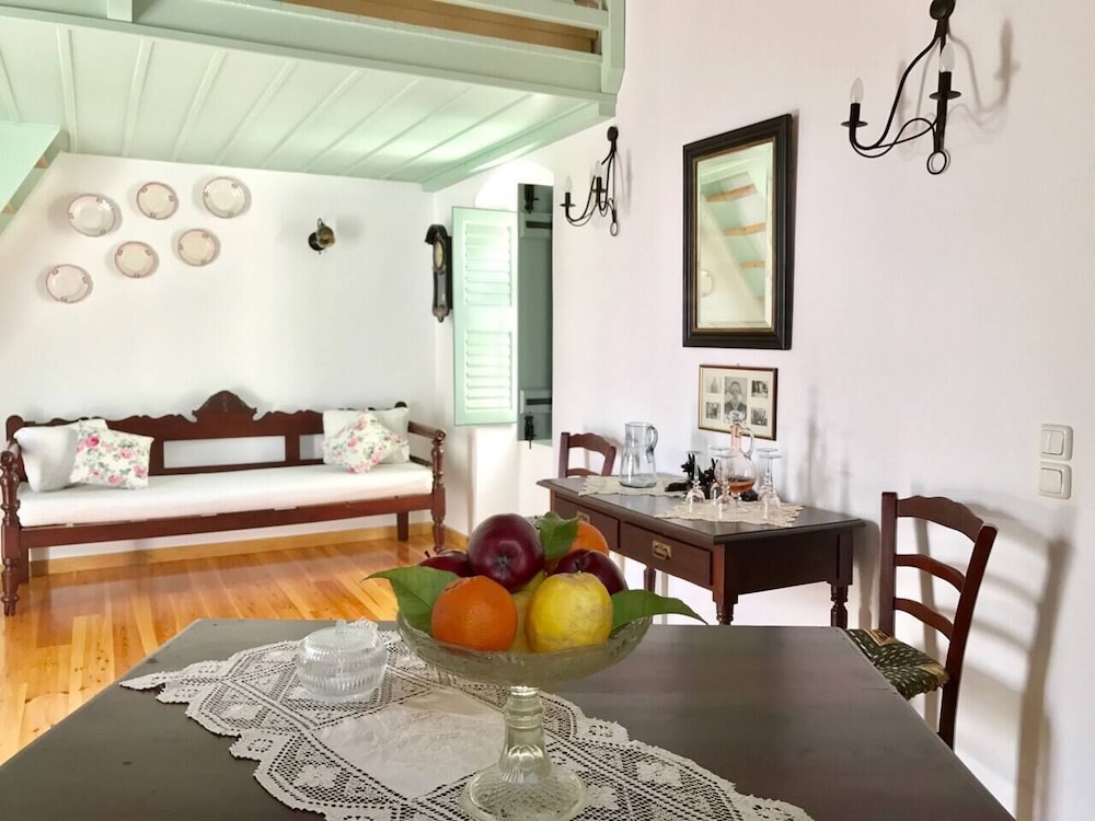 Villa Matakia 32/52