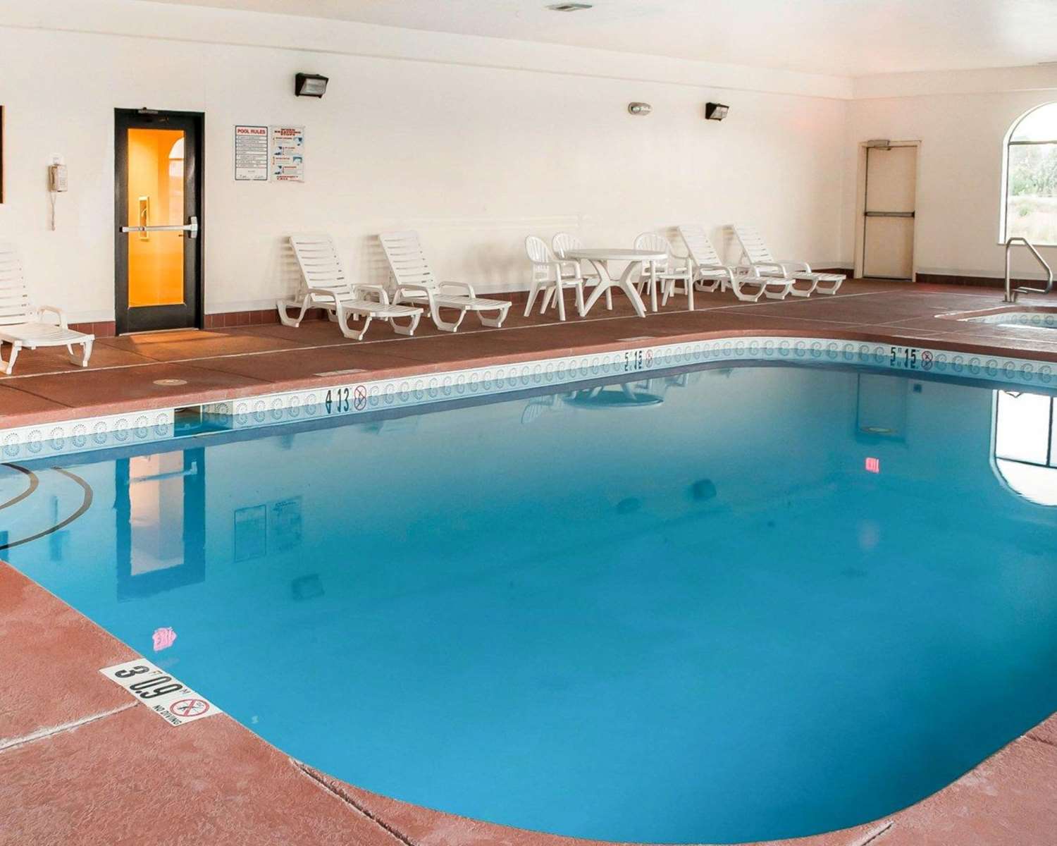 Comfort Inn & Suites Socorro, NM 23/38