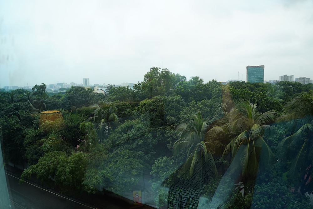 Empyrean Hotel 45/50