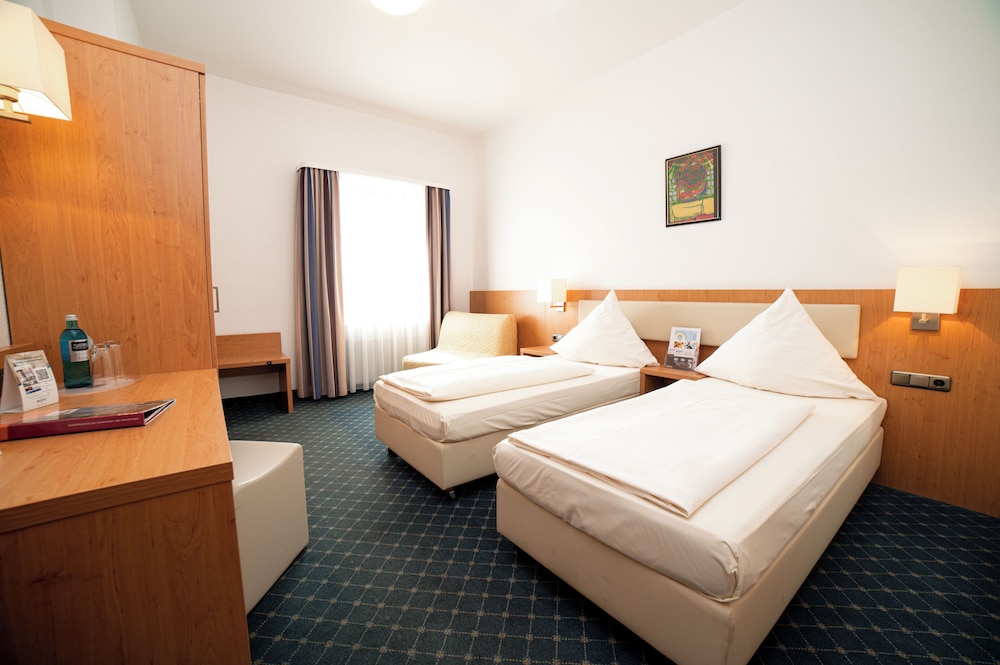 Akzent Hotel SCHRANNE (ex.Schranne) 12/43