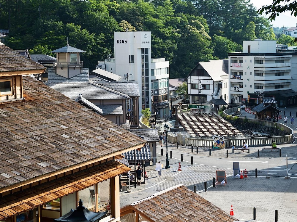 Kusatsu Onsen Futabaya 36/38