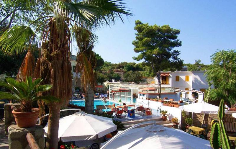 Albergo Villa Hibiscus 54/63