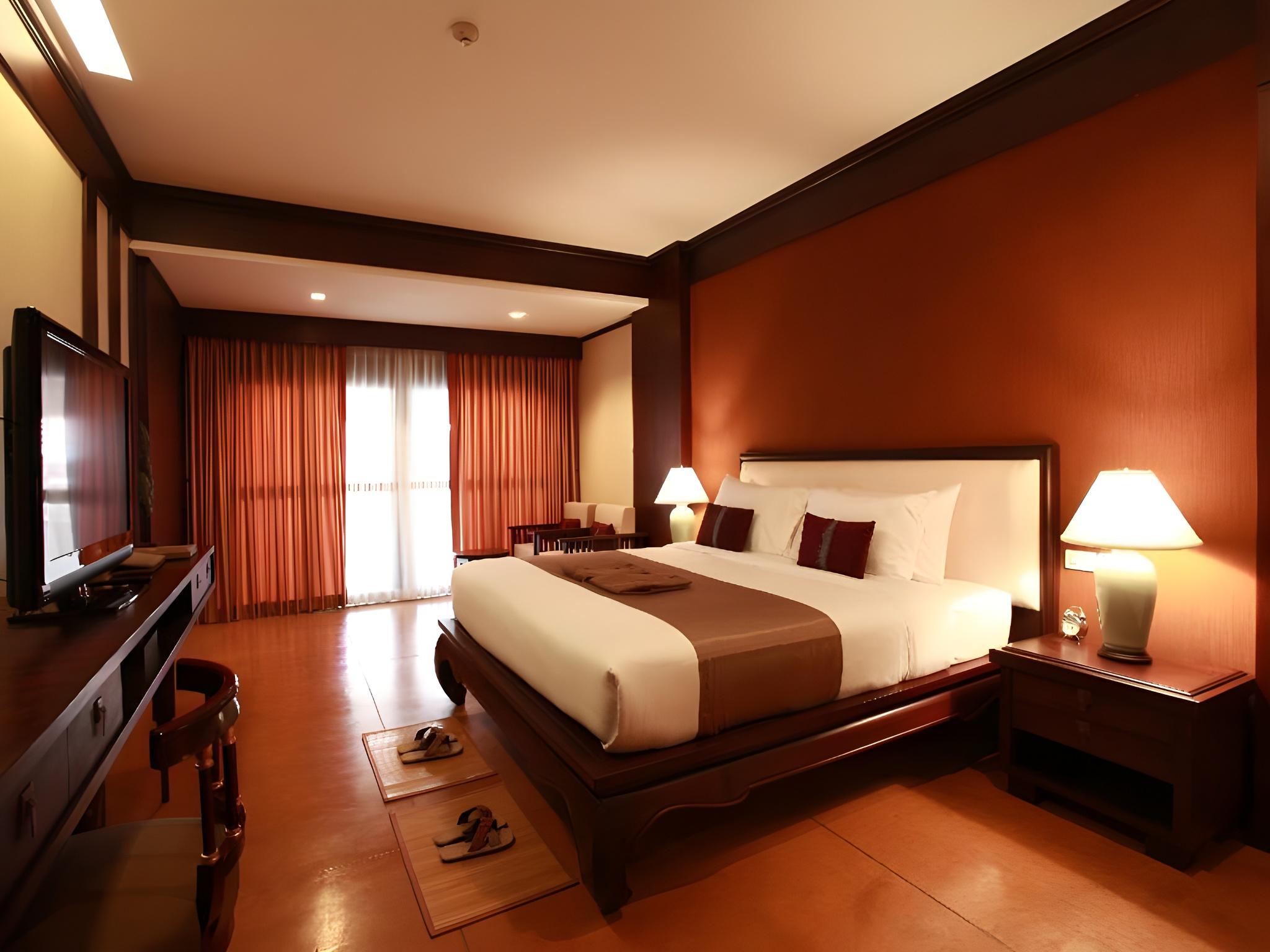 Deluxe, King Bed