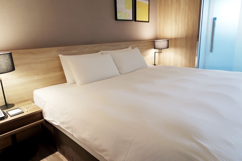 The HO Hotel 20/60