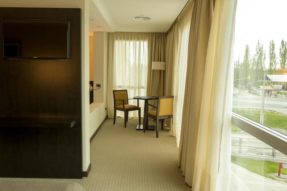 Howard Johnson by Wyndham Neuquen 18/25
