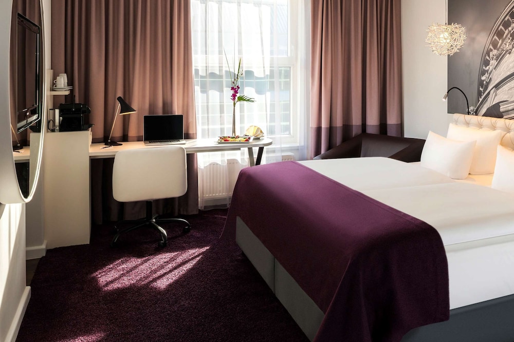 Dorint Kongresshotel Mannheim 16/80