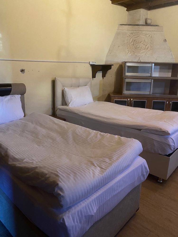 MALE DORM, GROUND FLOOR