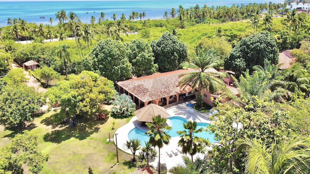 Pousada Paraiso dos Coqueirais 35/50
