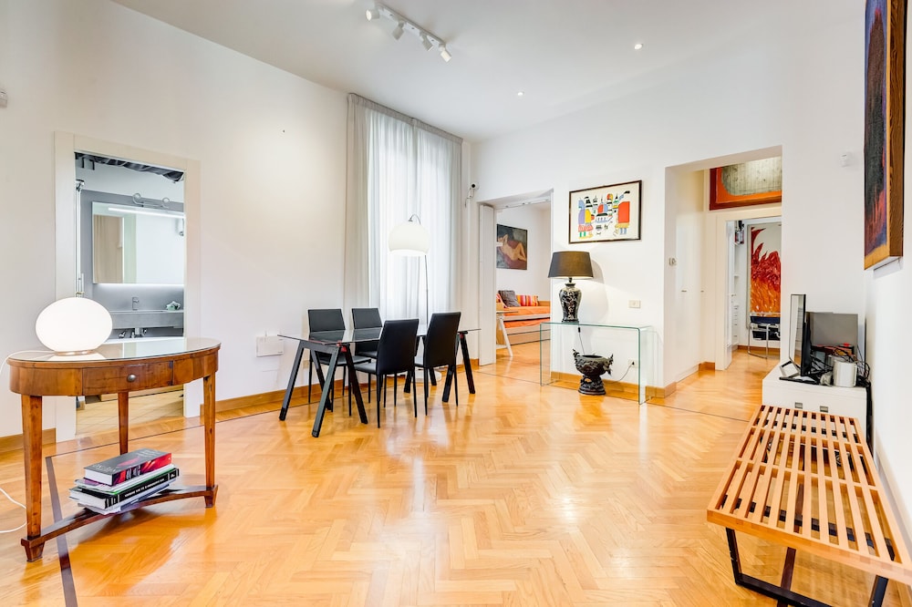Colosseum Terrace Apartment 33/50