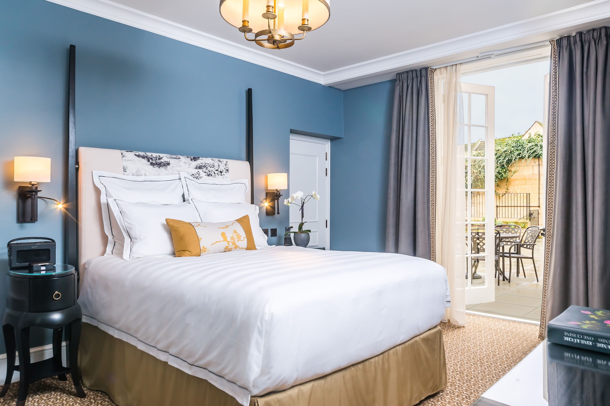 Courtyard, Queen Bed، The Gainsborough Bath Spa 3/6
