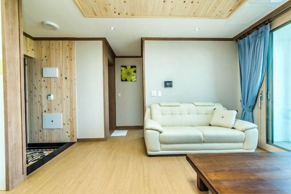 Sea & Wave Pension 16/45