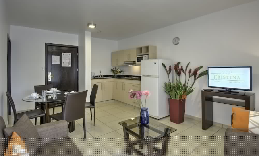 Hotel Suites Cristina 60/69