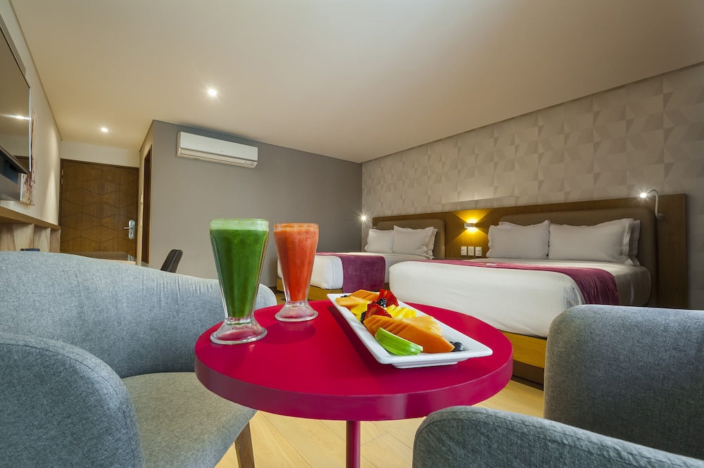 First Class Hotel Providencia By Fch Adults Only 14/50