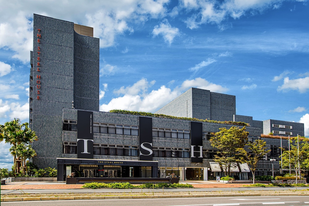 The Steel House (Ex Harmonie Cinq Hotel) 6/41