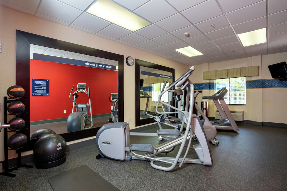 Hampton Inn & Suites Ft. Pierce 24/41