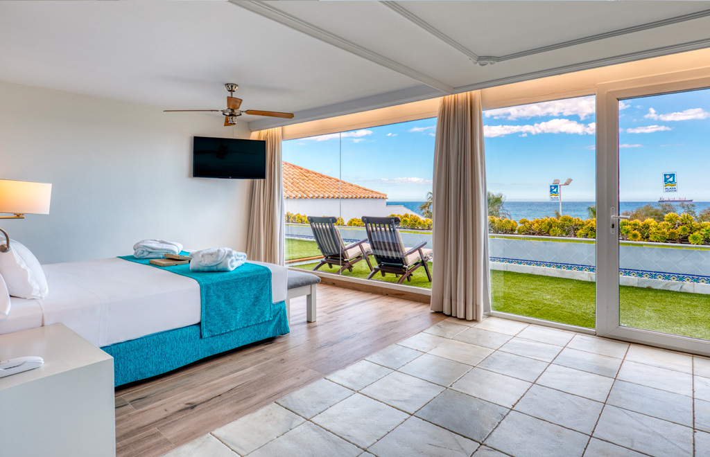 Beach, Suite