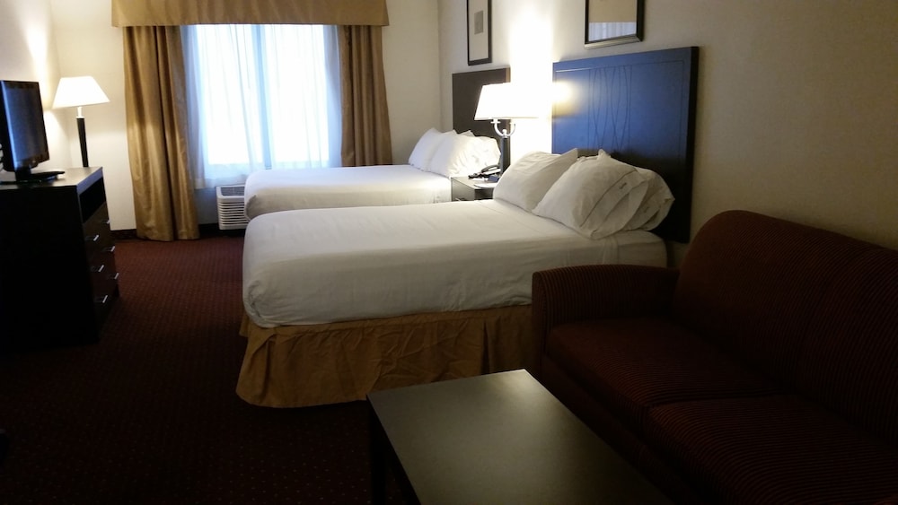 Holiday Inn Express Syracuse-Fairgrounds 17/75