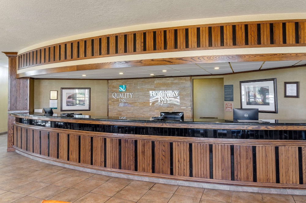 Comfort Suites Idaho Falls 33/50