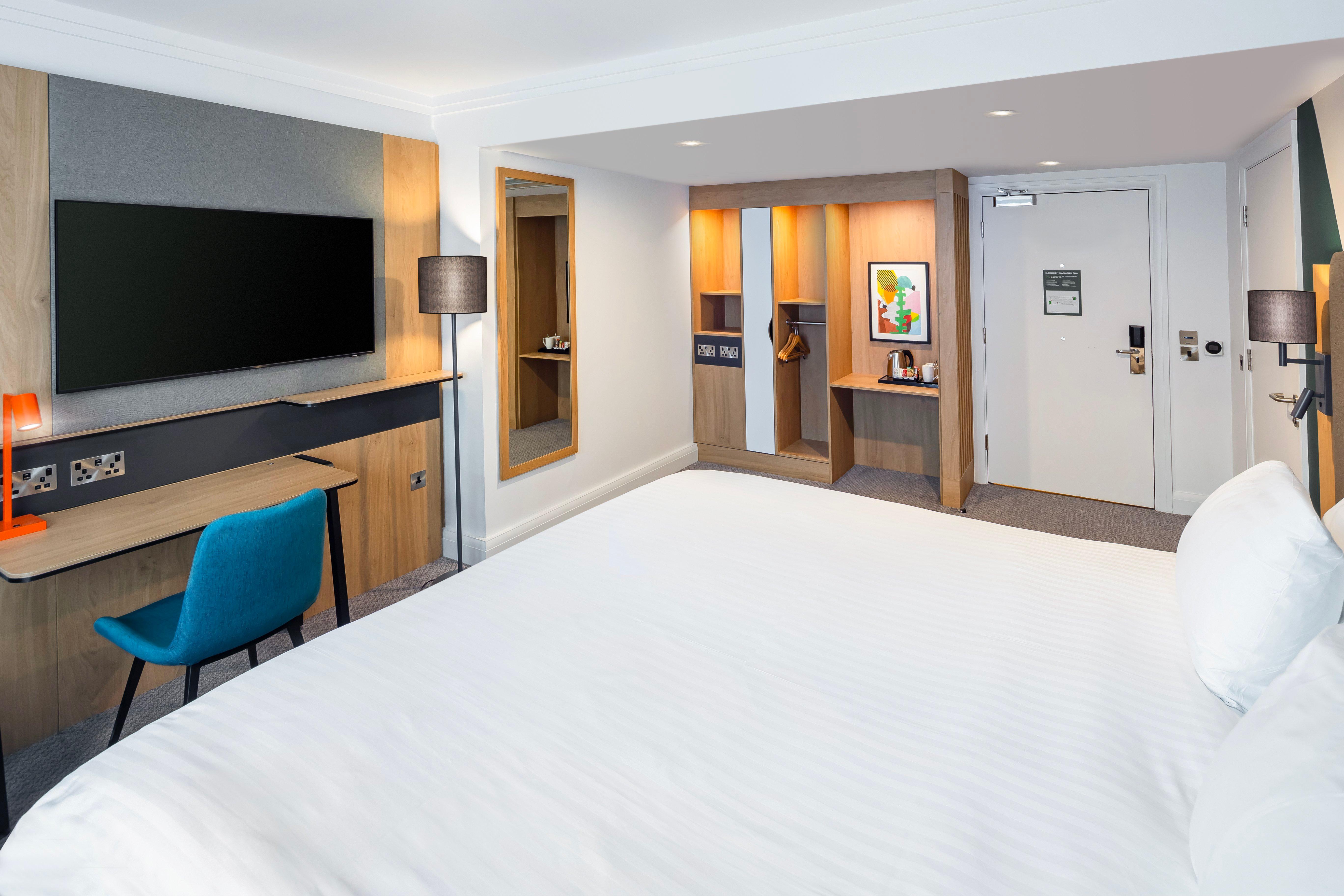 غرفة قياسية بسرير كينج لذوي الإعاقة، Holiday Inn London - Bexley 3/6