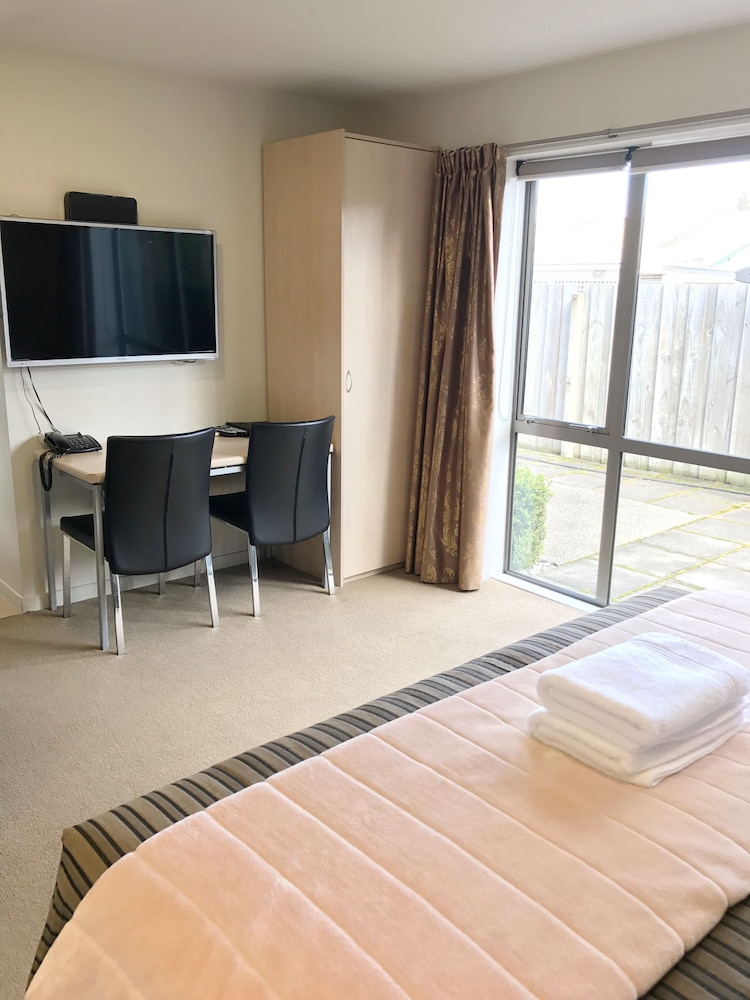 Alpha Motel Luxury Apartments 35/74