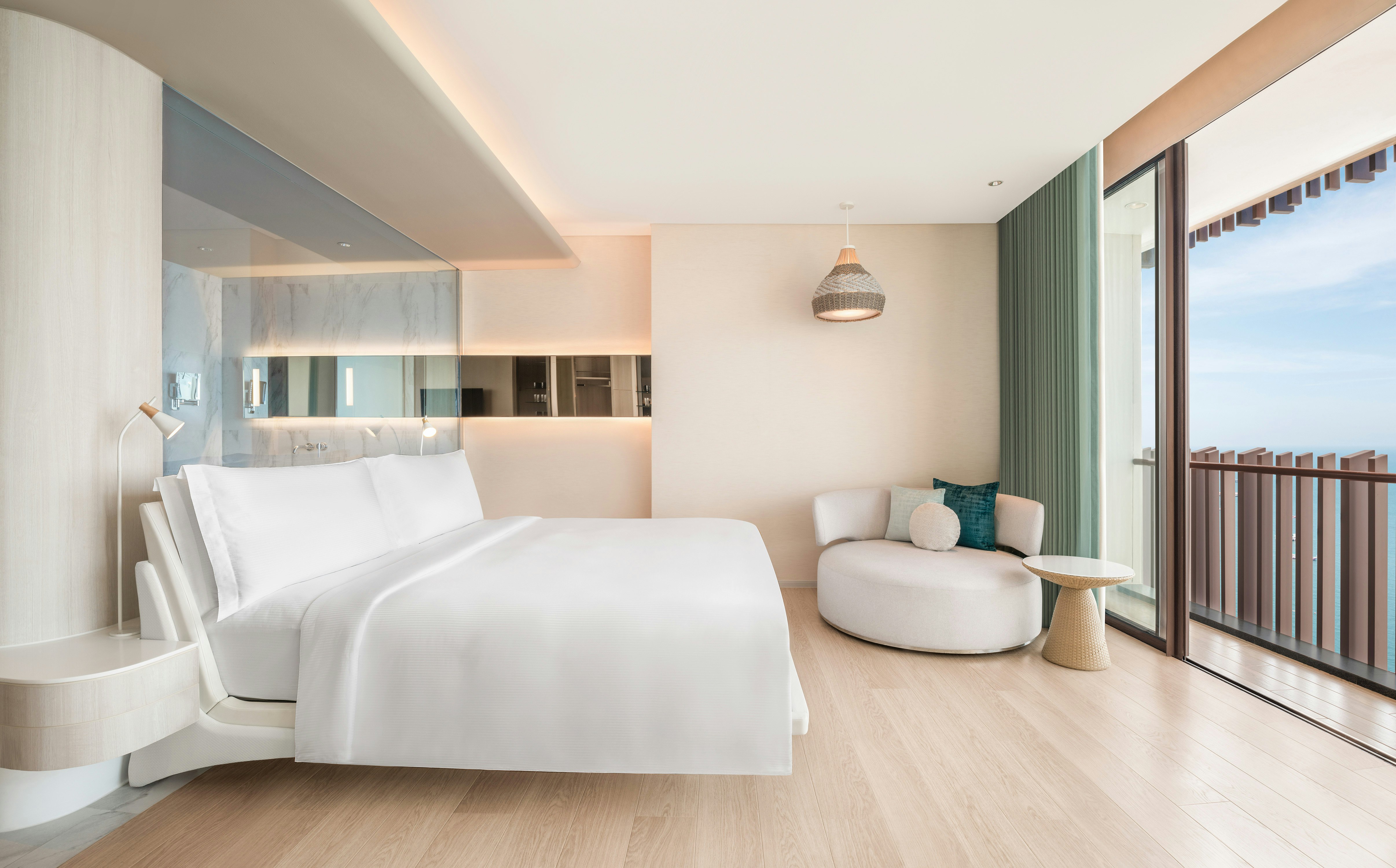Executive, King Bed, Ocean Front